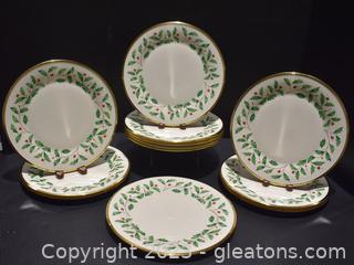 Set of 12 Lenox Holiday Dinner Plates Holly Berries